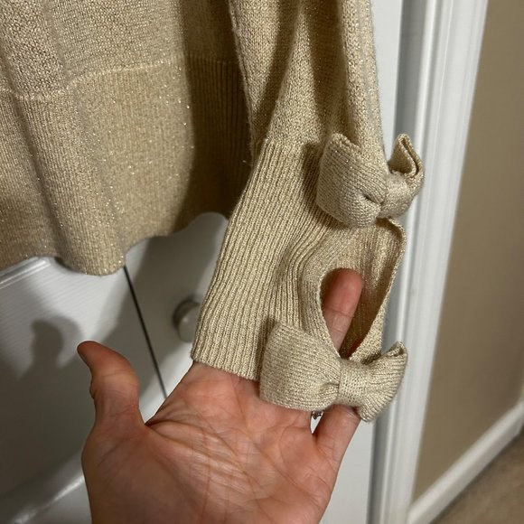 Lauren Conrad, gold long sleeve pull over sweater women’s medium 1553 - Picture 6 of 6